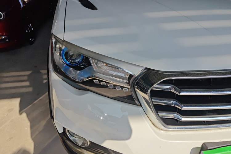 Used Haval H1 2015 1.5L Manual Luxury Model
