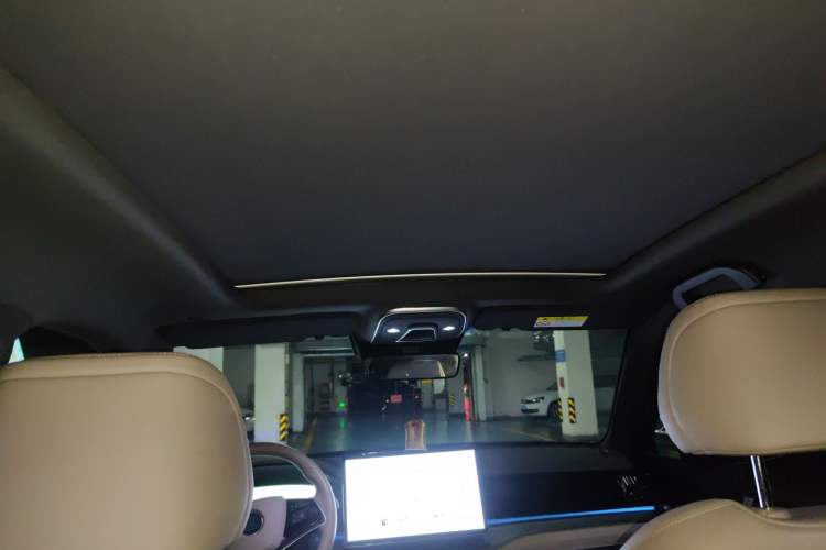 Used BYD Tang New Energy 2024 DM-i Glory Edition 112KM Prestige Model
