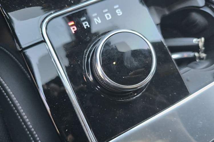 Used Land Rover Range Velar 2020 P250 R-DYNAMIC S
