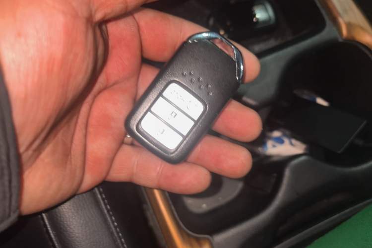 Used Honda CR-V 2017 240TURBO CVT Front-Wheel Drive Fashion Edition
