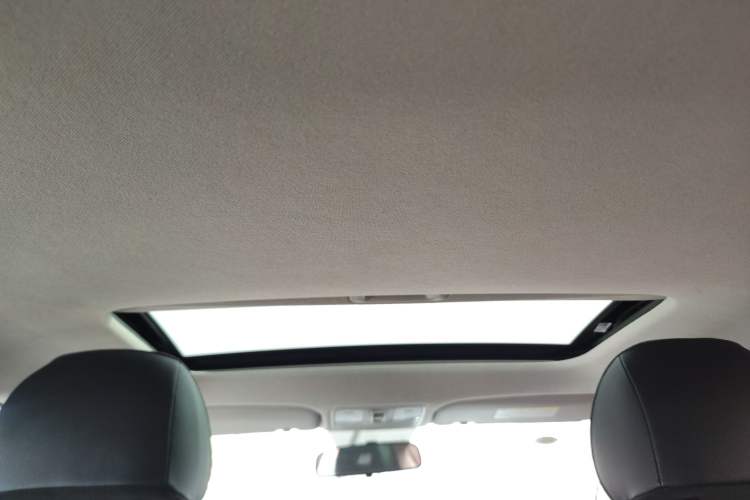 Used Kia K2 2017 Sedan 1.4L Manual Transmission 15th Anniversary Special Edition GLS