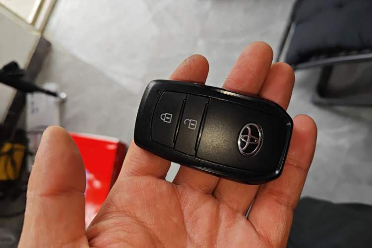 Used Toyota FRONTLANDER 2023 2.0L CVT Leading Edition
