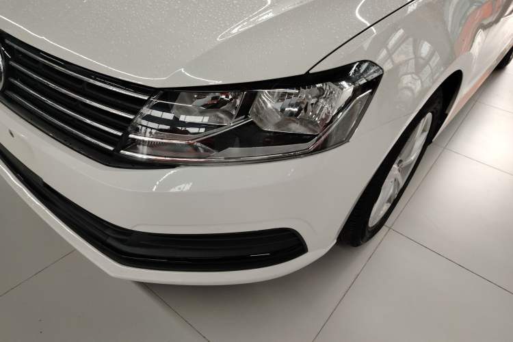 Used Volkswagen Lavida 2018 Classic 1.5L Automatic Fashion Edition China VI Standard