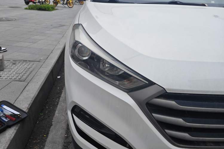 Used Hyundai Tucson 2018 1.6T Dual-Clutch Two-Wheel Drive 15th Anniversary Special Edition
