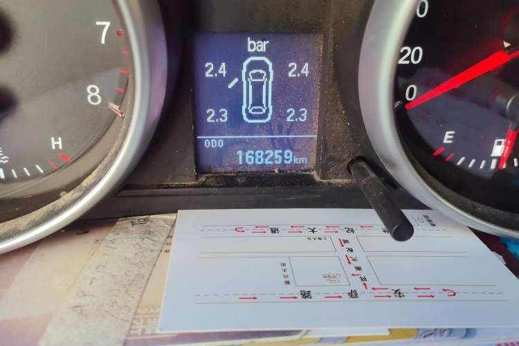 Used Haval H6 2014 Upgraded Model 1.5T Manual Two-Wheel Drive Elite Version Odometer Close Up