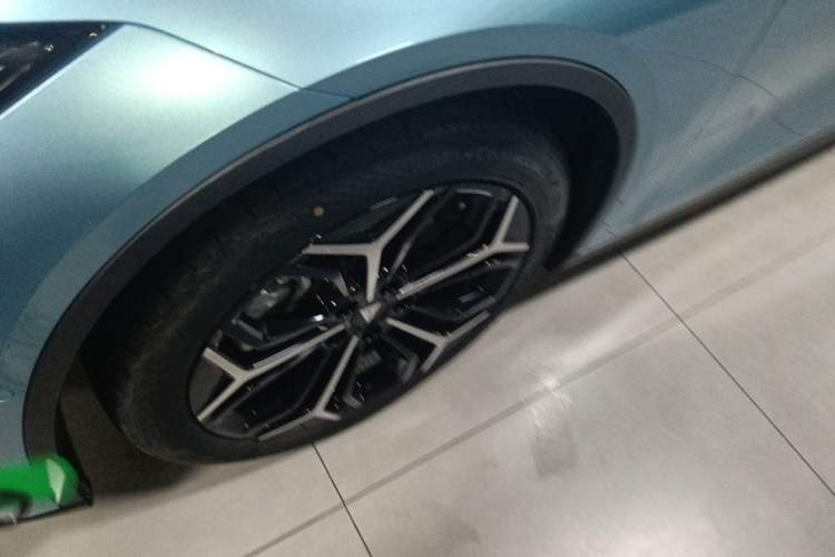 Used Deepal L07 2024 230Max Qiankun Intelligent Driving ADS SE Range-Extended Version
