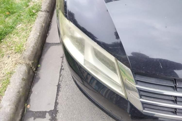 Used Volkswagen Lavida 2013 Revised Classic 1.6L Automatic Fashion Edition Right Front Headlight