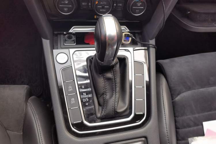 Used Volkswagen Magotan 2018 330TSI DSG Luxury Model
