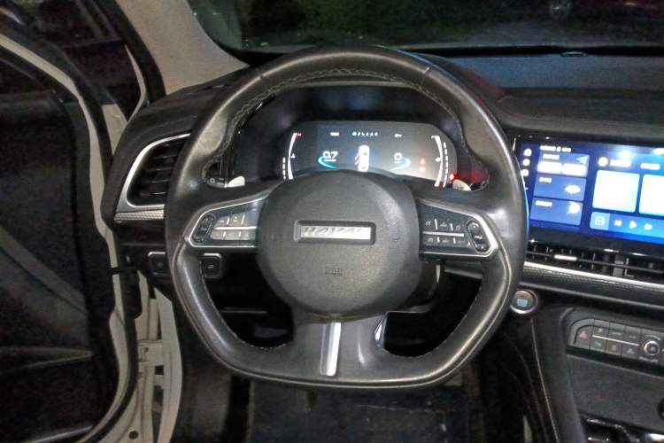 Used Haval F7x 2021 2.0T Two-Wheel Drive Smart & Trendy Edition
