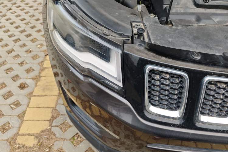 Used Jeep Compass 2017 200T Automatic Family Edition