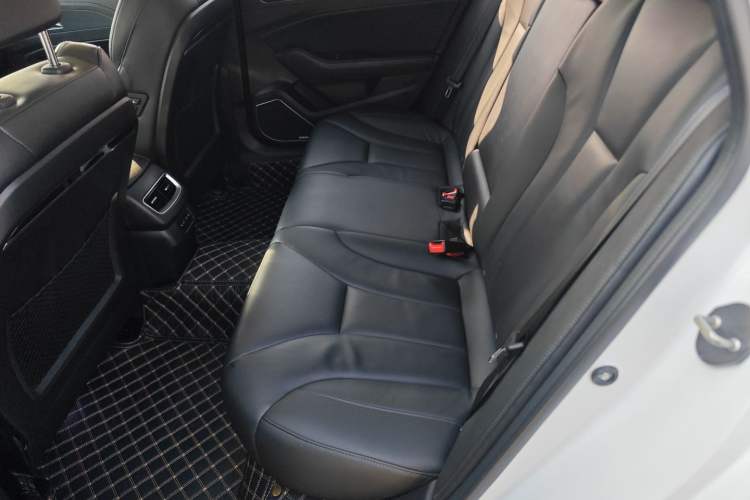 Used Hongqi H5 2020 1.8T Automatic Smart Connect Flagship Edition Left Rear Seat