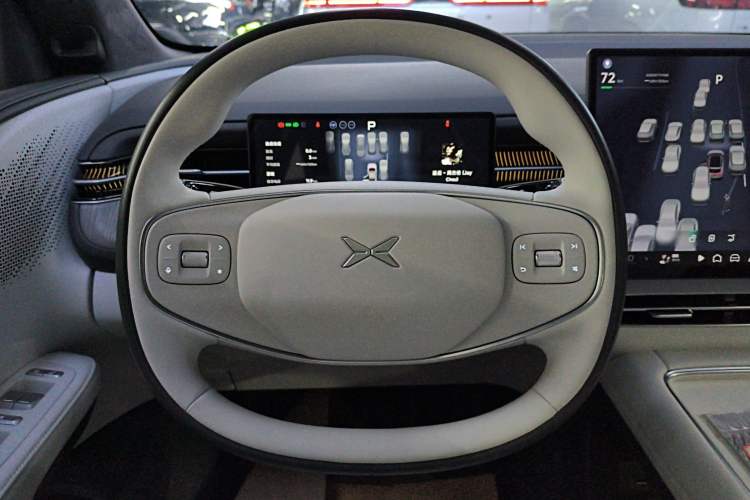 Used XPeng G6 2025 625 Long-Range Max Flagship Edition
