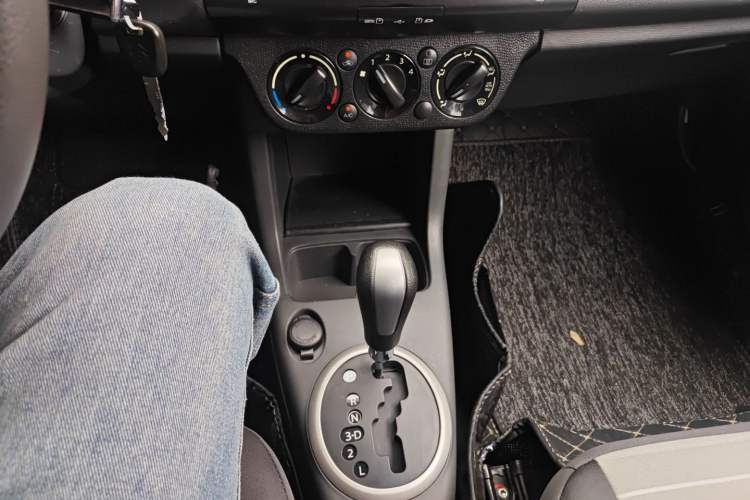 Used Suzuki Swift 2014 1.5L Automatic Fashion Edition