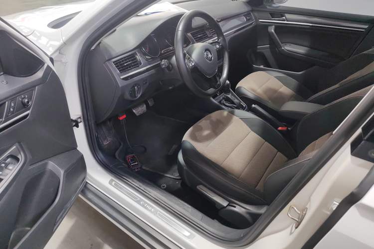 Used Volkswagen C-TREK 2020 1.5L Automatic Comfort Model