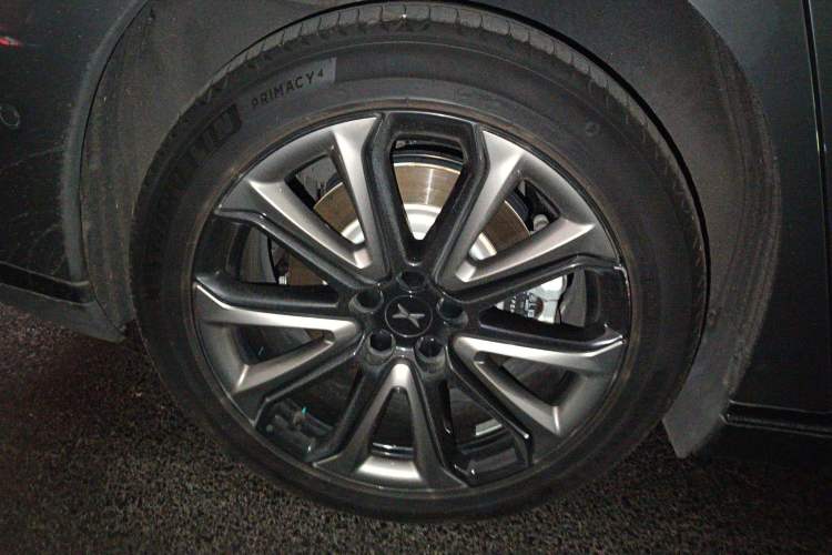 Used XPeng P7 2022 625E Right Rear Wheel Hub