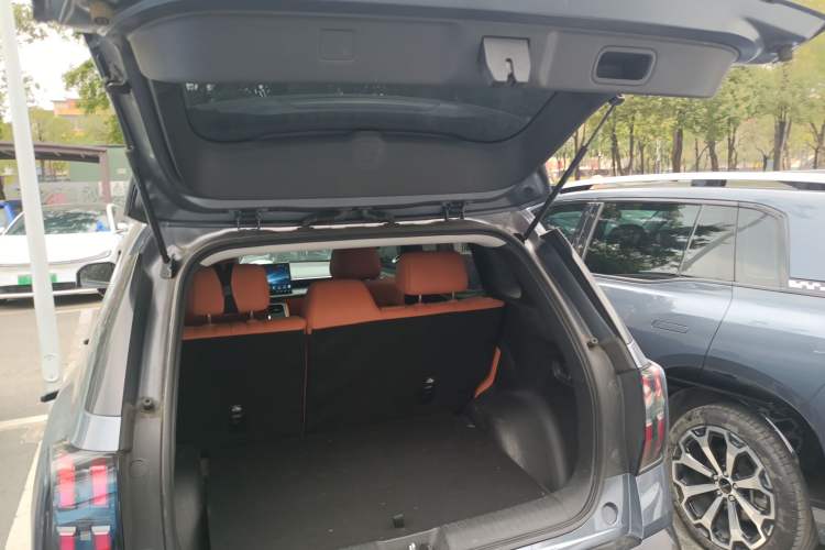 Used AION V 2024 Aion Tyrannosaurus 520 Smart Luxury Edition