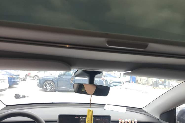 Used Tesla Model Y 2021 Long-Range All-Wheel-Drive Version