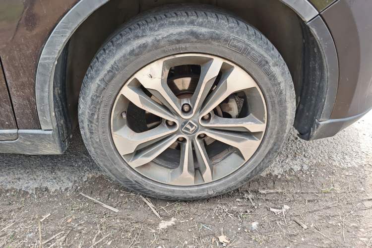 Used Luxgen U6 SUV 2015 1.8T Fashion Edition Right Front Wheel Hub