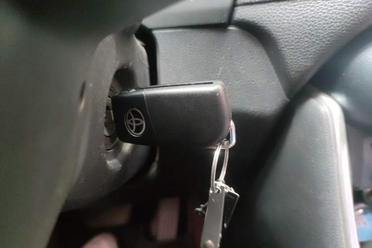 Used Toyota RAV4 2023 2.0L CVT Two-Wheel Drive Urban Edition
