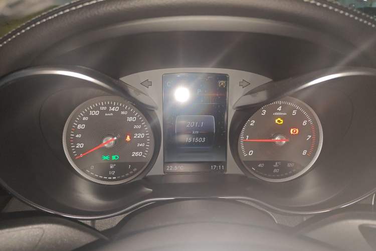 Used Mercedes-Benz C-Class 2017 Facelift C 200 L Instrument Cluster