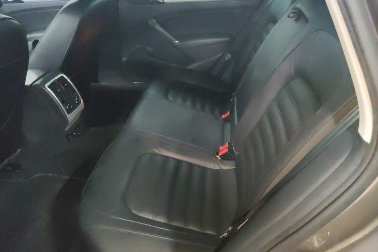 Used Volkswagen Passat 2015 1.8TSI DSG Prestige Edition