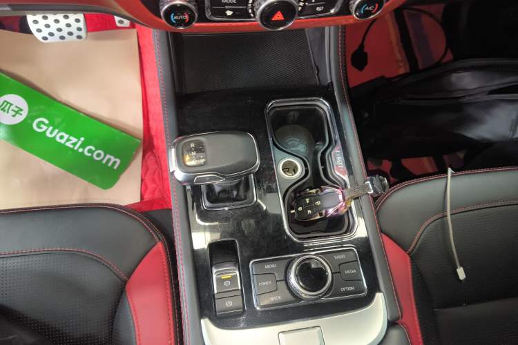 Used BAIC Off-Road BJ40 2020 2.0T Automatic Four-Wheel Drive Urban Hunter Edition Chivalrous Type
