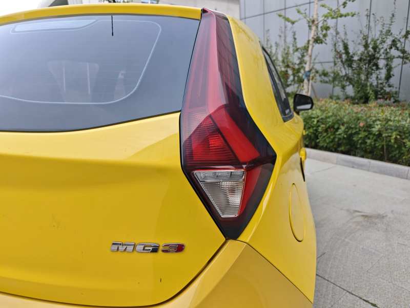 Used MG 3 2017 1.5L Automatic Smart Connect Elite Edition — 7