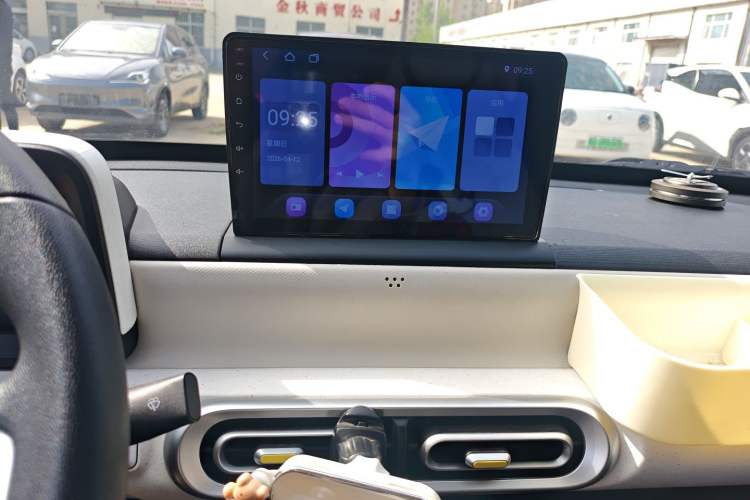 Used Wuling Hongguang MINIEV 2024 3rd Generation 215km Youth Edition Audio And AC Panel