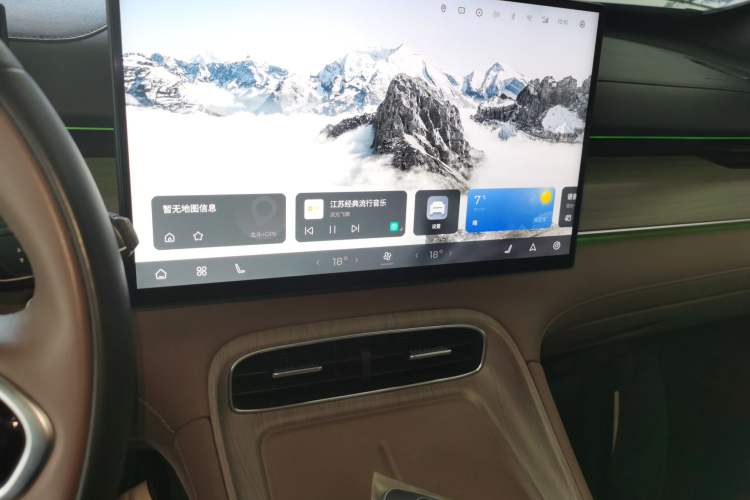 Used Chery Tiggo 8 PLUS 2025 290TGDI DCT Prestige 5-Seater