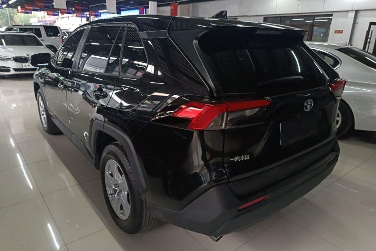 Used Toyota RAV4 2020 2.0L CVT Two-Wheel Drive Urban Edition Rear Left 45 Deg