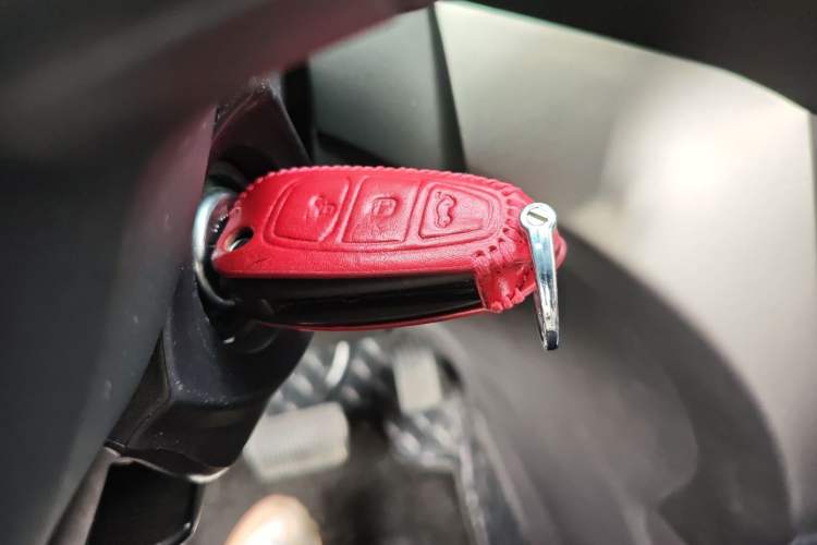 Used Ford Kuga 2019 EcoBoost 180 Two-Wheel-Drive Platinum Edition China VI Standard