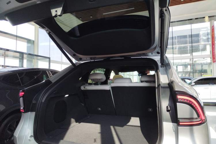 Used XPeng G7 2025 Model—702 Ultra Long Range
