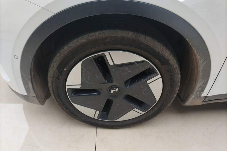 Used ONVO L60 2024 60 kWh Rear-Drive Version
