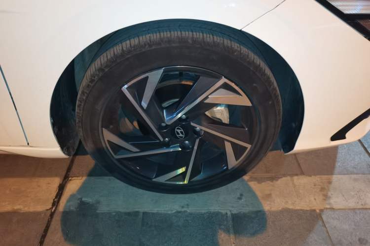 Used Hyundai Elantra 2023 1.5L CVT GLX Elite Edition
