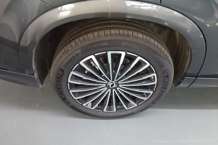 Used Dongfeng Aeolus L8 2025 Model 185KM Dream Edition