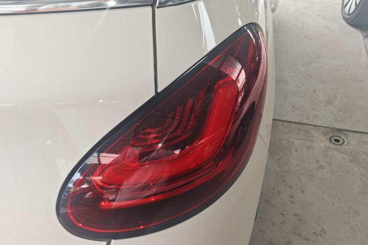 Used Wuling Bingo 2025 333 km Enjoyment Version Right Rear Taillight