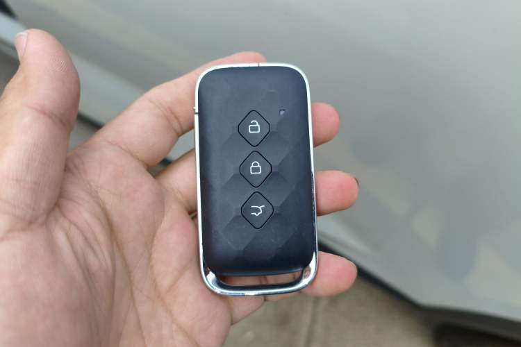 Used Wuling Asta 2022 2.0L DHT Electric-Speed Version