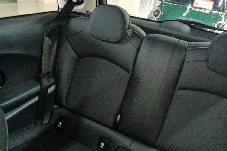 Used MINI MINI 2023 Updated 1.5T COOPER Artist