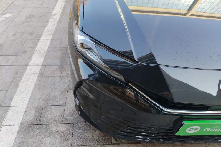 Used Toyota Camry 2024 Dual-Motor 2.0 HGVP Luxury Edition
