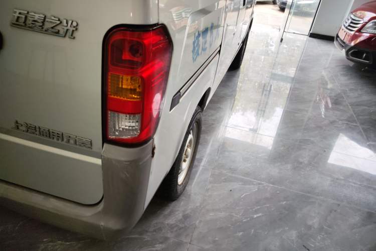 Used Wuling Zhiguang 2020 1.2L Practical Model China VI LSI
