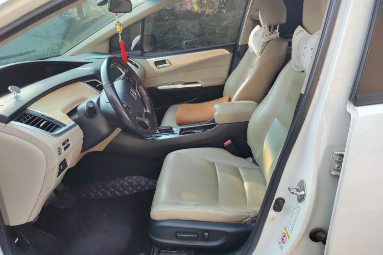 Used Honda Jade 2013 1.8L CVT Luxury Edition 5 seats