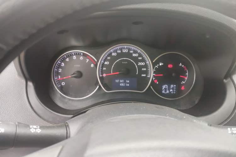 Used Renault Koleos 2012 2.5L Two-Wheel Drive Comfort Edition with Navigation