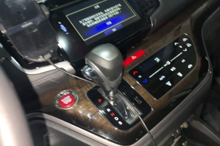 Used Honda Odyssey 2015 Updated Version 2.4L Smart Edition