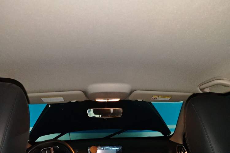 Used Great Wall King Kong Poer 2024 2.0T Automatic Diesel Two-Wheel-Drive Elite Flatbed Headliner