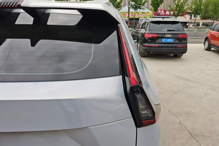 Used GAC Trumpchi EMKOO 2022 2.0 ATK Gemini Edition Right Rear Taillight