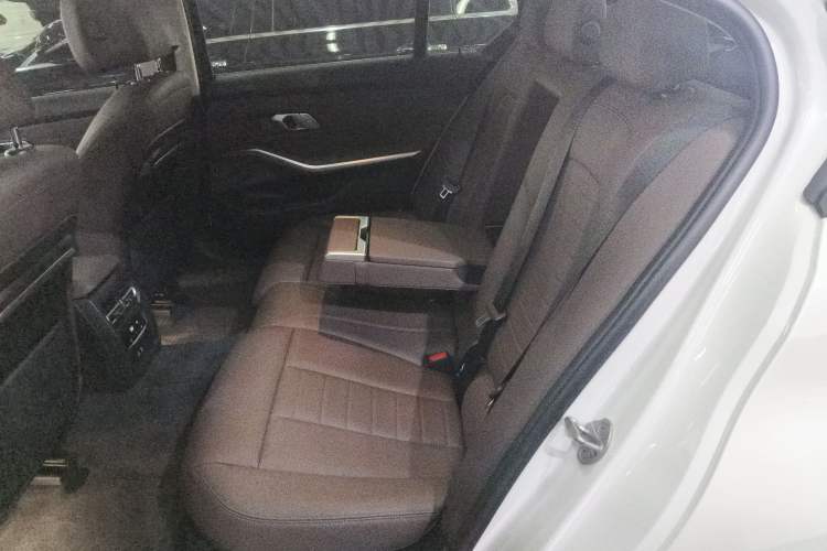 Used BMW 3 Series 2022 320Li M Sport Package Left Rear Seat