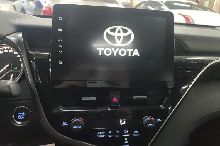 Used Toyota Camry 2021 2.0G Luxury Edition