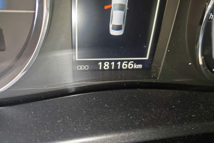 Used Toyota Levin 2018 Dual-Engine 1.8H GS-V E-CVT Prestige Version China VI Standard
