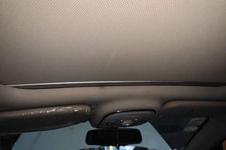 Used BYD Yuan New Energy 2018 EV360 Smart Connect Cool Edition Headliner