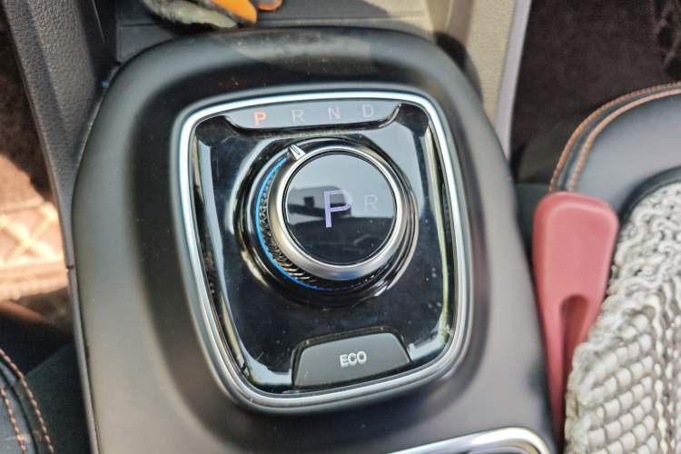 Used AION Trumpchi GE3 2017 310 Smart Edition Gear Lever